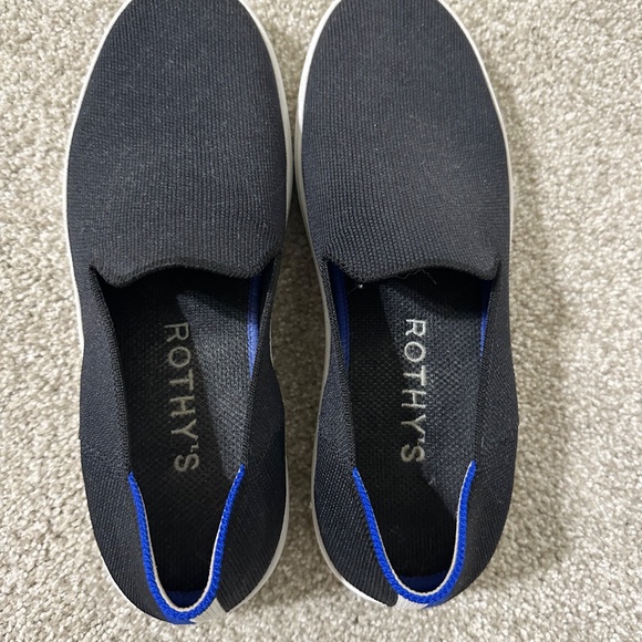 Rothy’s original slip on sneaker - Picture 2 of 5